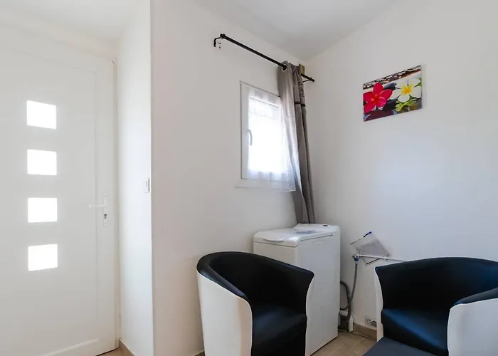 Вилла Maison Chaleureuse A Gruissan, Proche Plage, 6 Pers, Parking Prive, Animaux Acceptes - Fr-1-409a-13