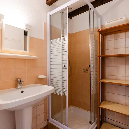 Holiday home Maison Chaleureuse A Gruissan, Proche Plage, 6 Pers, Parking Prive, Animaux Acceptes - Fr-1-409a-13 *