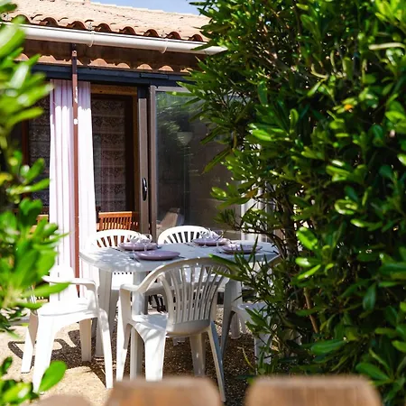 Maison Chaleureuse à Gruissan, Proche Plage, 6 Pers, Parking Privé, Animaux Acceptés - Fr-1-409a-13 *